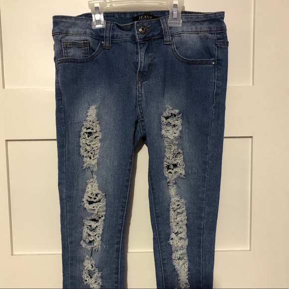 Medium wash ripped jeans - Picture 2 of 5